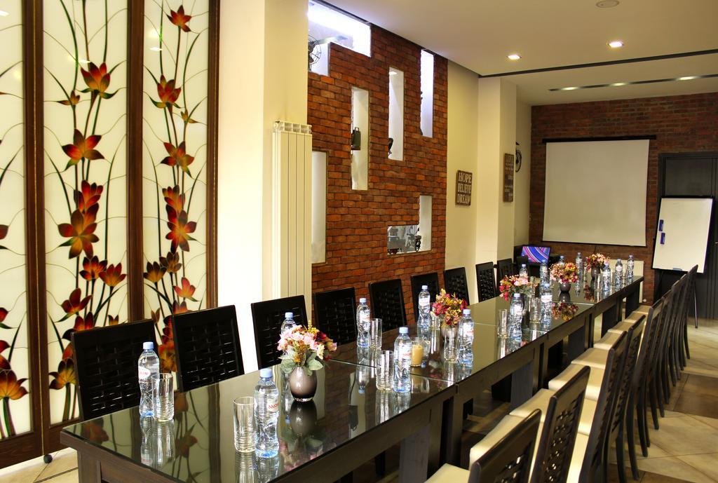 Coral Boutique Hotel Tbilisi Ngoại thất bức ảnh